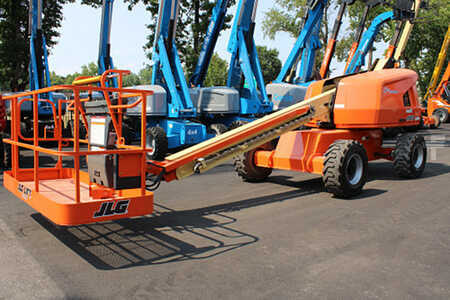 Telescopic boom lift 2017 JLG 400S (1)