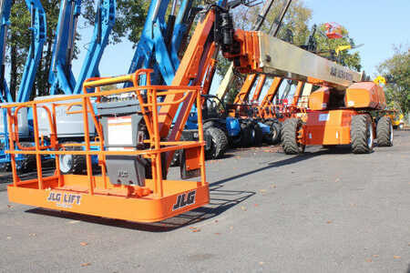 Plataforma Articulada  JLG 1350SJP (1)