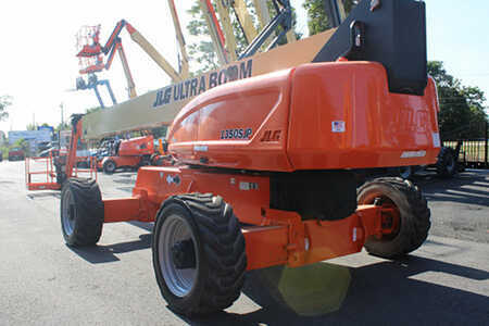 Plataforma Articulada  JLG 1350SJP (22)