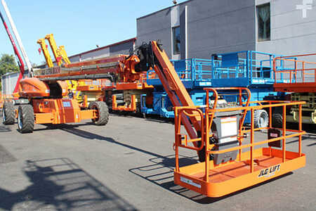 Plataforma Articulada  JLG 1350SJP (25)