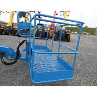 Telescopic boom lift 2007  Genie  (3)