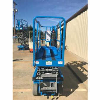 Scissor lift 2002  Genie gs1930 (3)