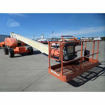 Telescopic boom lift 2009  JLG 800s (1)