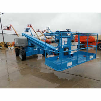Telescopic boom lift 2011  Genie  (1)