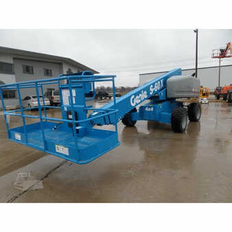 Telescopic boom lift 2011  Genie  (5)