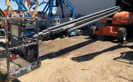 Telescopic boom lift 2006  JLG 800s (2)
