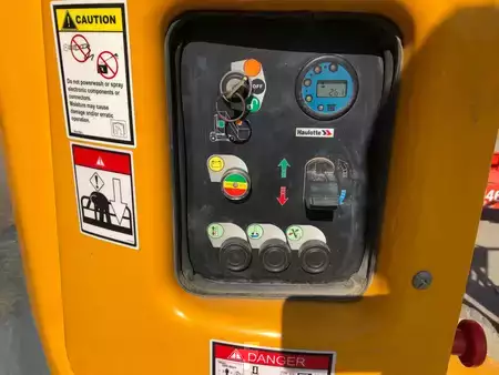 Telescopic boom lift 2012  Haulotte 26j (6)