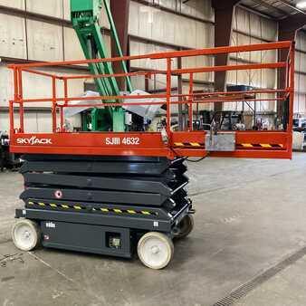 Scissor lift 2015 Skyjack SJIII4632 (2)