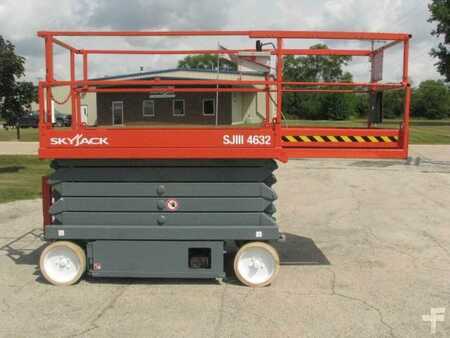 Plataforma Tijera - Skyjack sjiii4632 (6)