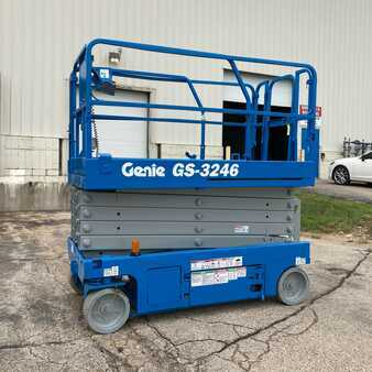 Scissor lift 2014 Genie GS3246 (17)