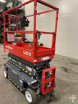 Scissor lift 2023 Skyjack SJ3219 (5)