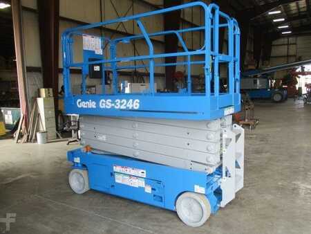 Scissor lift 2016  Genie gs-3246 (1)
