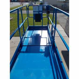 Scissor lift 2012  Genie gs-3246 (10)
