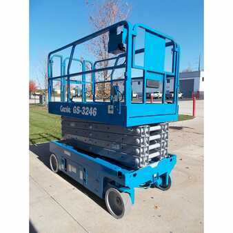 Scissor lift 2012  Genie gs-3246 (4)