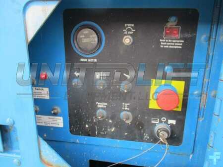 Scissor lift 2002  Genie gs5390rt (5)