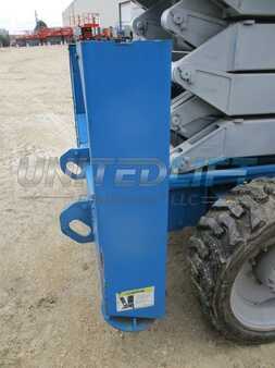 Scissor lift 2002  Genie gs5390rt (8)