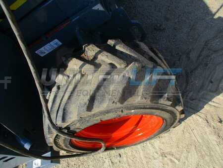 Scissor lift 2012  Skyjack sj6832rt (11)