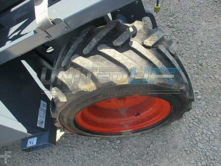 Scissor lift 2012  Skyjack sj6832rt (13)
