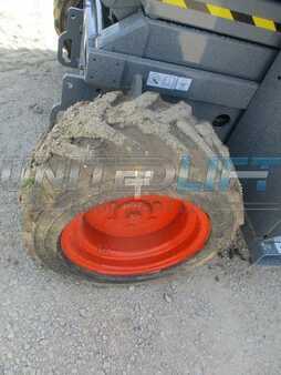 Scissor lift 2012  Skyjack sj6832rt (8)