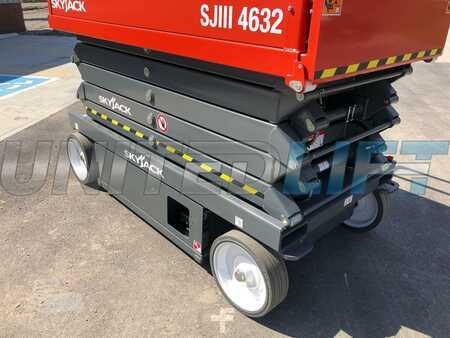 Scissor lift 2018  Skyjack sjiii4632 (3)