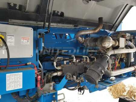 Telescopic boom lift 2017  Genie sx150 (6)