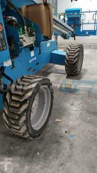 Telescopic boom lift 2008  Genie s60 (4)