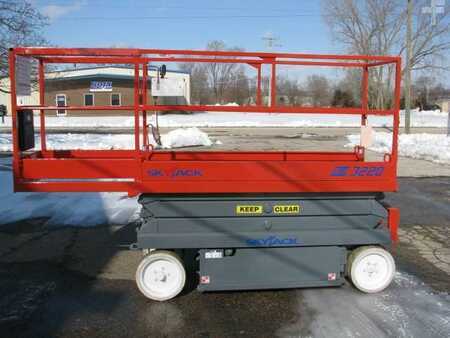 Plataforma Tijera 2008  Skyjack sjiii3220 (4)