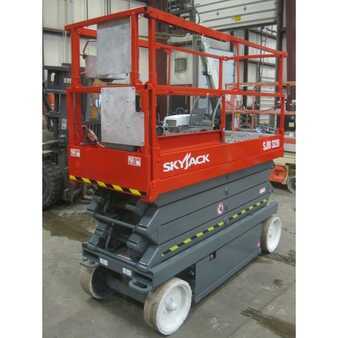 Scissor lift 2008  Skyjack sj3226 (3)
