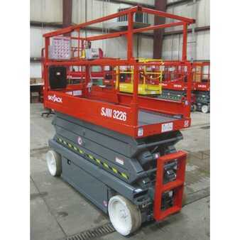 Scissor lift 2008  Skyjack sj3226 (4)