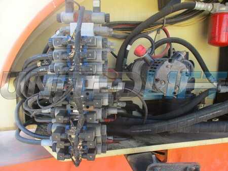 Telescopic boom lift 2007  JLG 800aj (11)