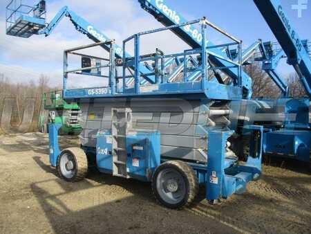 Scissor lift 2011  Genie gs5390rt (1)