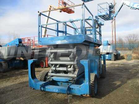 Scissor lift 2011  Genie gs5390rt (2)