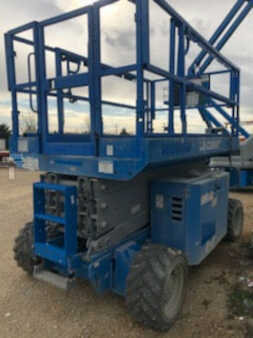 Scissor lift 2012  Genie gs3369rt (4)