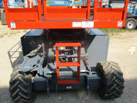 Scissor lift 2012  Skyjack sj6832rt (10)