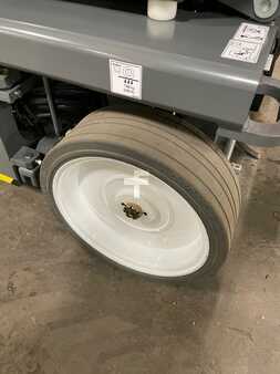 Scissor lift 2022  Skyjack sj4732 (13)