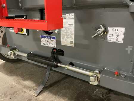 Scissor lift 2022  Skyjack sj4732 (8)