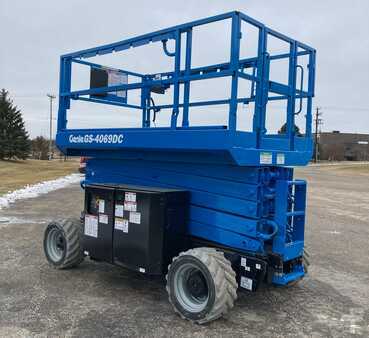 Scissor lift 2014 Genie GS4069DC (19)