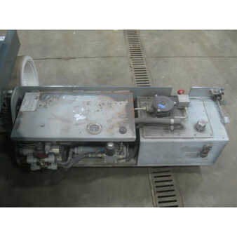 Scissor lift 2004  Skyjack sj3226 (11)