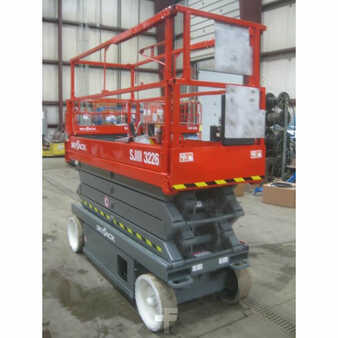 Scissor lift 2008  Skyjack sj3226 (2)