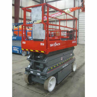 Scissor lift 2008  Skyjack sj3226 (3)