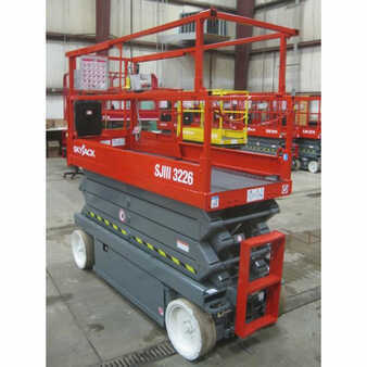 Scissor lift 2008  Skyjack sj3226 (4)