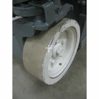 Plataforma Tijera 2006  Skyjack sj3219 (9)