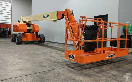 Articulating boom lift 2011 JLG 860SJ (20)