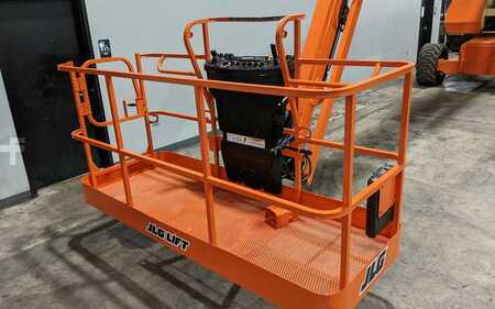 Articulating boom lift 2011 JLG 860SJ (21)