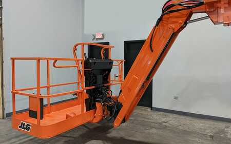 Articulating boom lift 2011 JLG 860SJ (23)