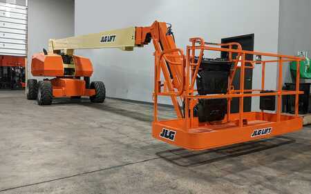 Articulating boom lift 2011 JLG 860SJ (6)