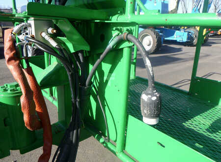 Telescopic boom lift 2014  Genie s80x (12)