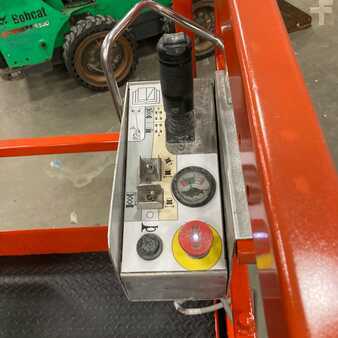 Scissor lift 2012  Skyjack sj4632 (6)