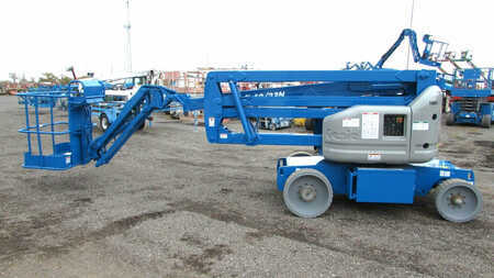 Telescopic boom lift 2011  Genie z40/23nrj (1)