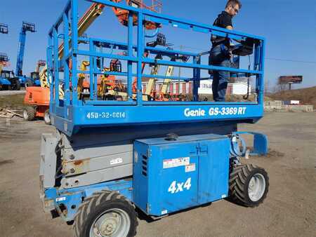 Scissor lift 2013  Genie gs3369rt (5)